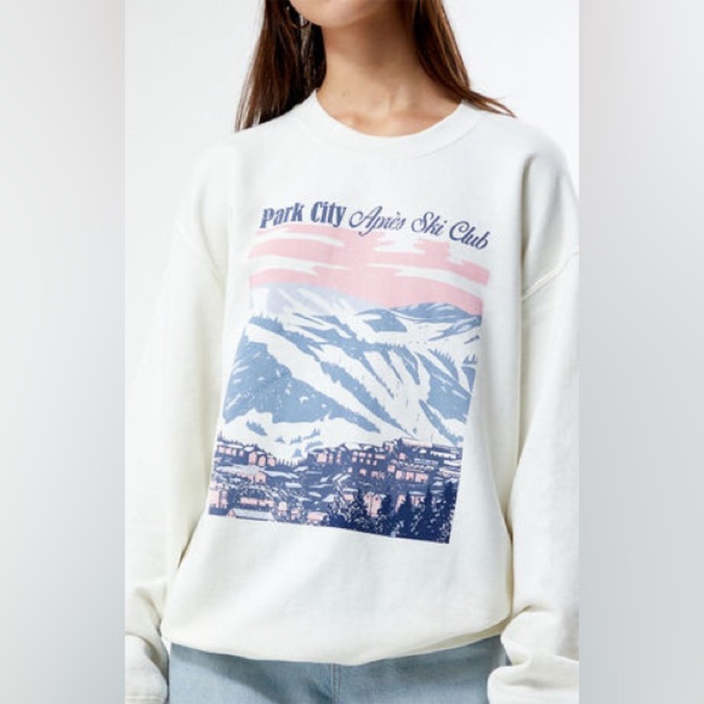 Golden Hour Park City Après Ski Crew Neck Sweatshirt